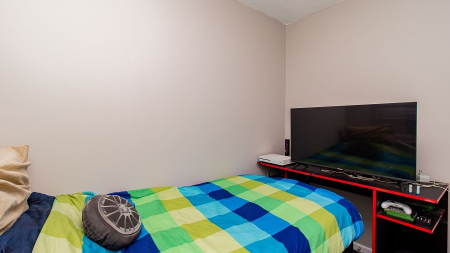 2 Bedroom Property for Sale in Klipkop Western Cape